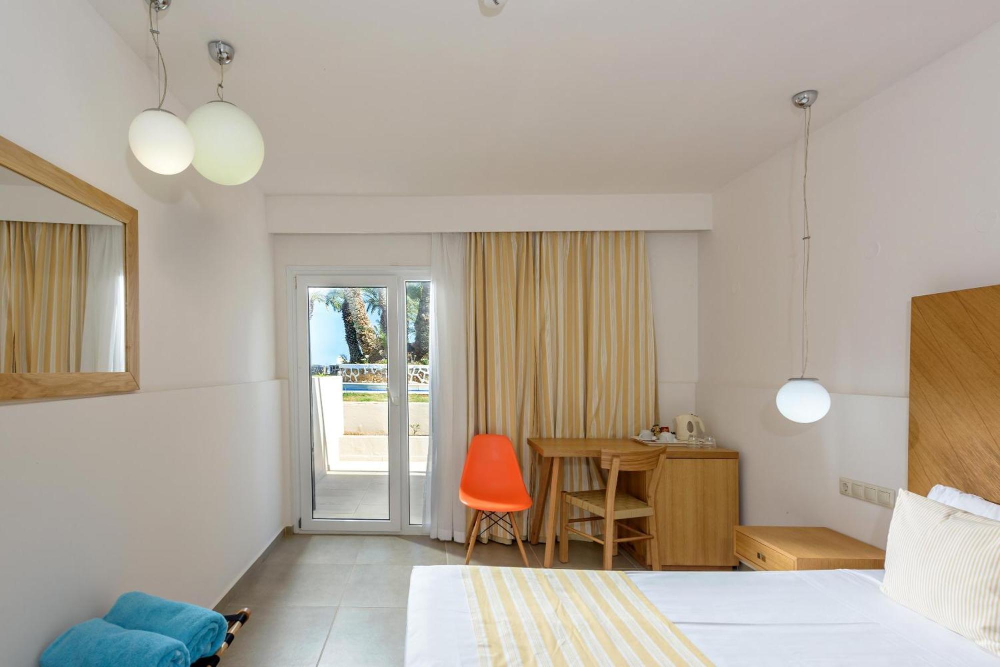 Zeus Hotels Palm Beach Stalida Exterior foto
