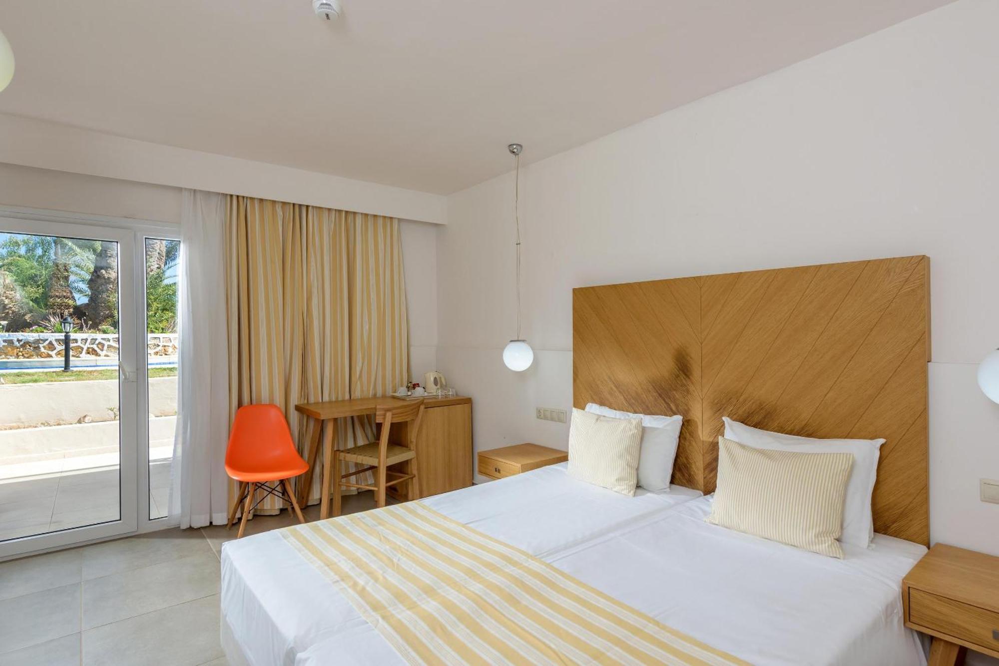 Zeus Hotels Palm Beach Stalida Exterior foto